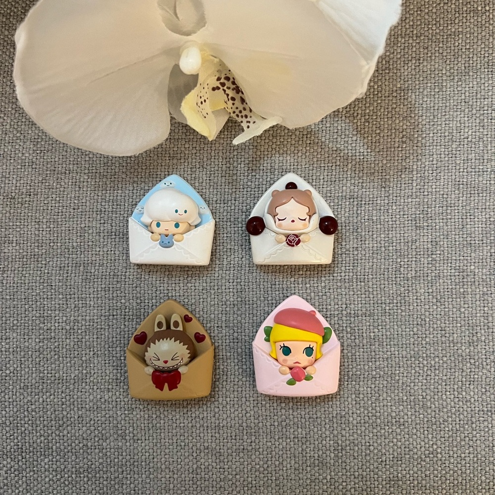 Pop Mart Pop Bean - Love Letter Series